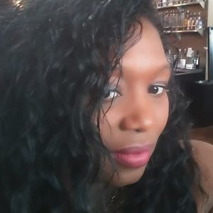 Meet your Posher, Charrish